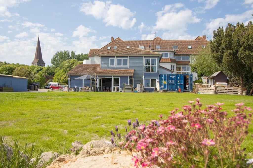 Ferienwohnungen Fehmarn Mit Parkplatz In Petersdorf Buitenkant foto